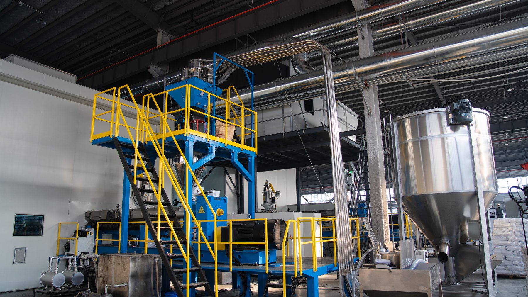Custom Polycarbonate Sheets from Bakway 2 Polycarbonate sheet extrusion line at Bakway factory