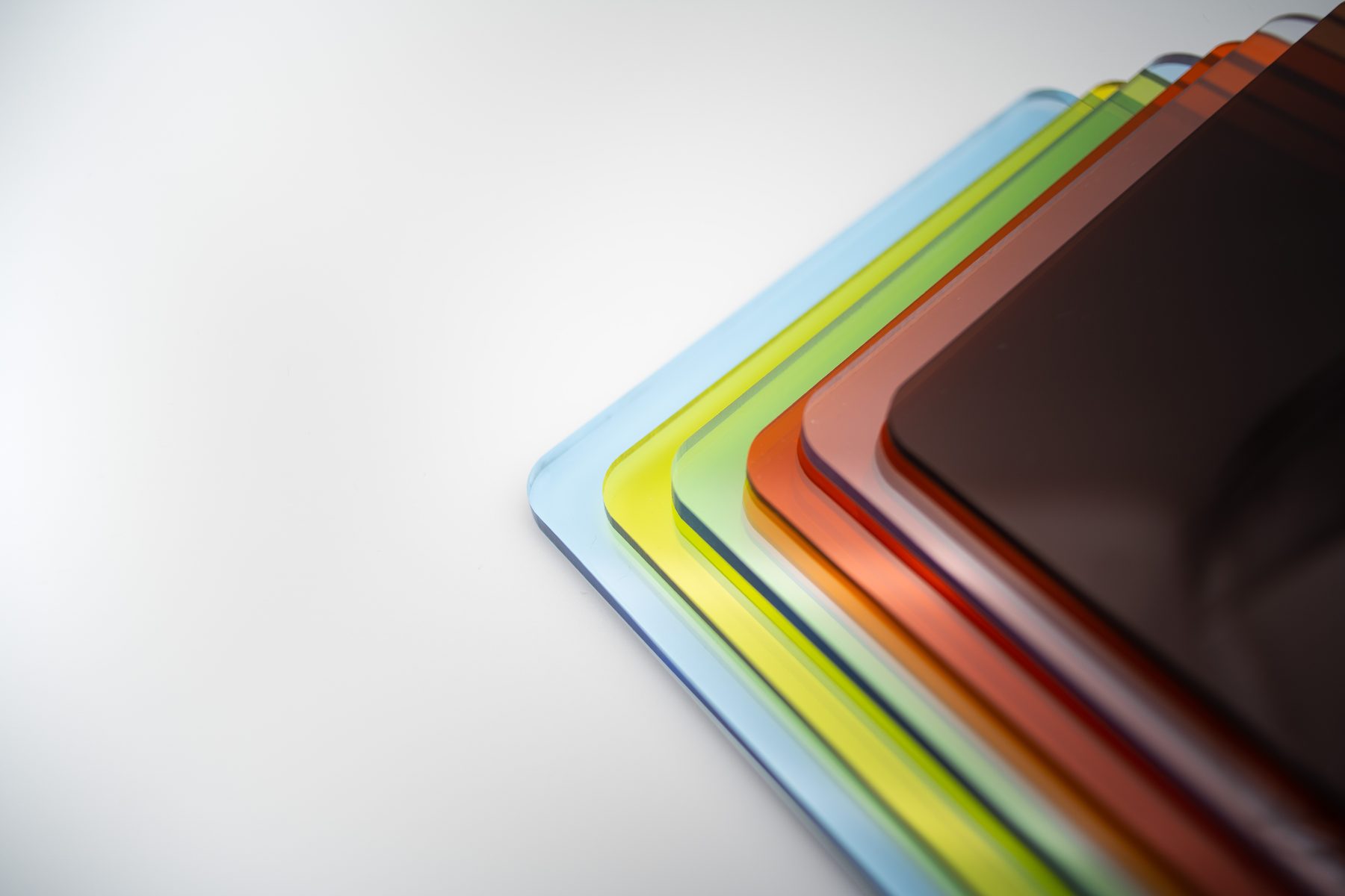 Custom Polycarbonate Sheets from Bakway 4 Polycarbonate sheet samples from Bakway factory